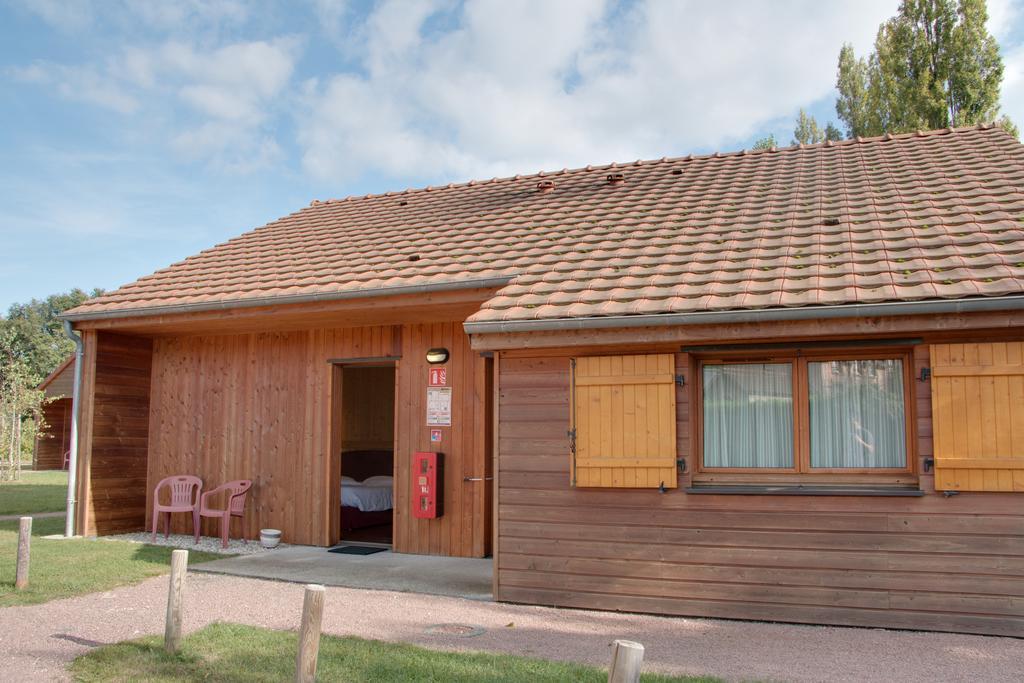 Le Chalet De La Foret Hotel 3 Etoiles Et Restaurant Vierzon Pokoj fotografie