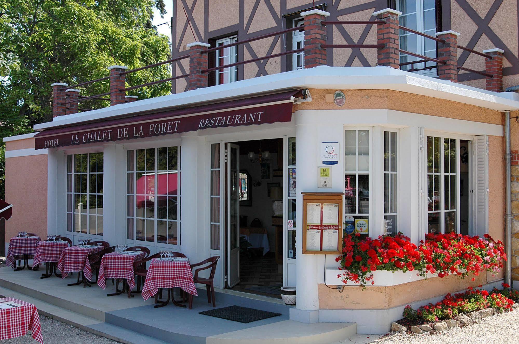 Le Chalet De La Foret Hotel 3 Etoiles Et Restaurant Vierzon Exteriér fotografie